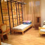 Chemodan Hostel *